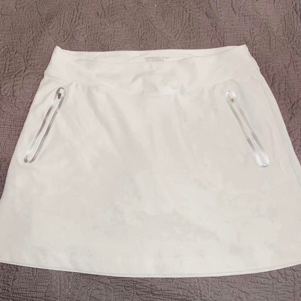 PEARL WHITE NIKE TENNIS SKIRT / SKORT 🤍